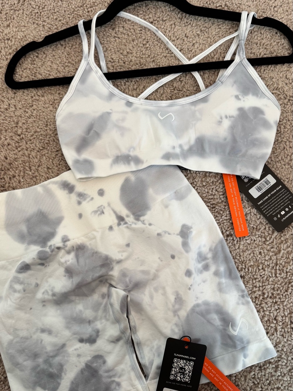 NWT TLF apparel tie-dye matching set 🤍🩶